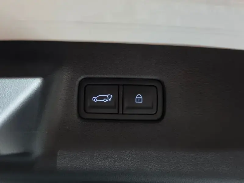 2025 Hyundai Santa Fe с пробегом 5 154 км