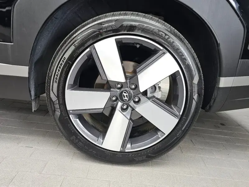 2024 Hyundai Santa Fe с пробегом 27 985 км
