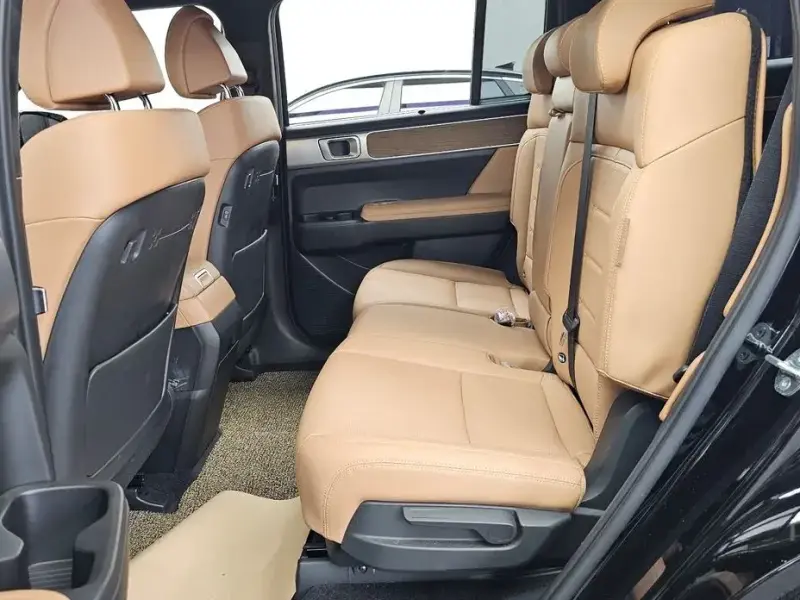 2024 Hyundai Santa Fe с пробегом 27 985 км