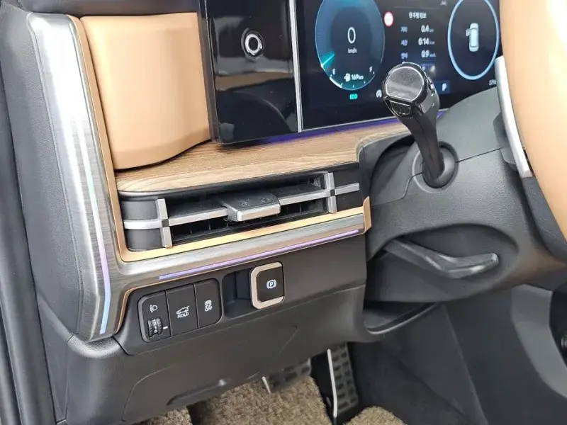 2024 Hyundai Santa Fe с пробегом 27 985 км