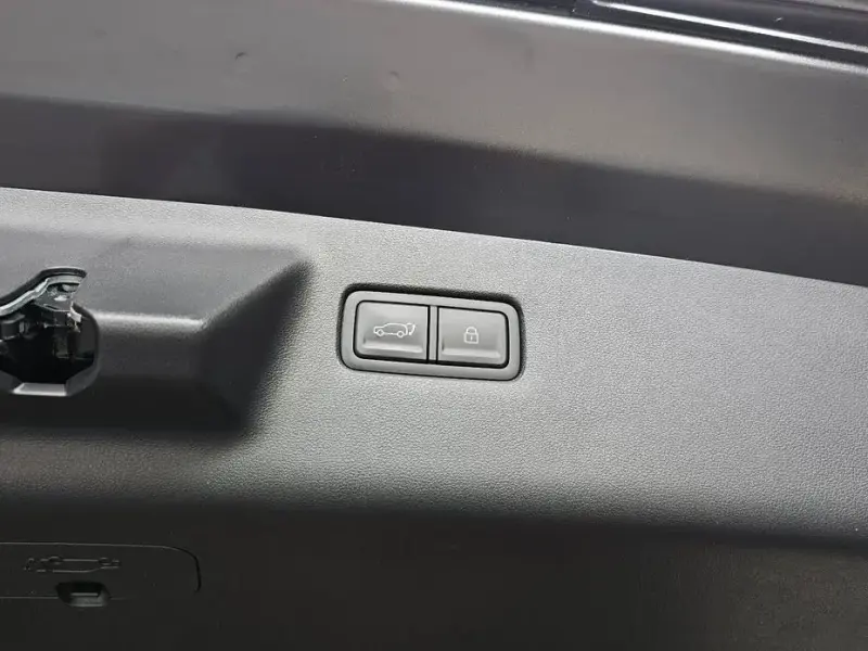 2024 Hyundai Santa Fe с пробегом 27 985 км