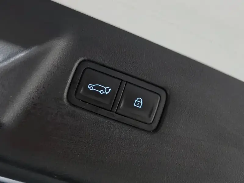 2024 Hyundai Santa Fe с пробегом 48 879 км