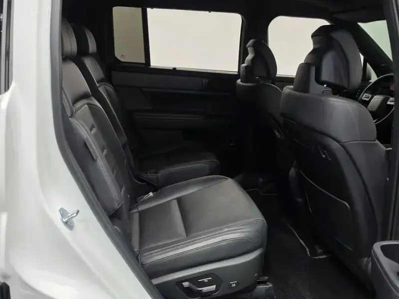 2023 Hyundai Santa Fe с пробегом 37 745 км