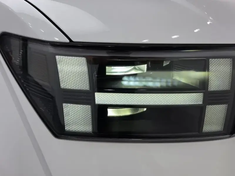 2023 Hyundai Santa Fe с пробегом 37 745 км