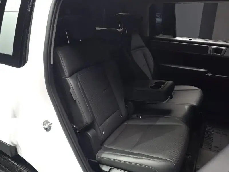 2024 Hyundai Santa Fe с пробегом 37 100 км