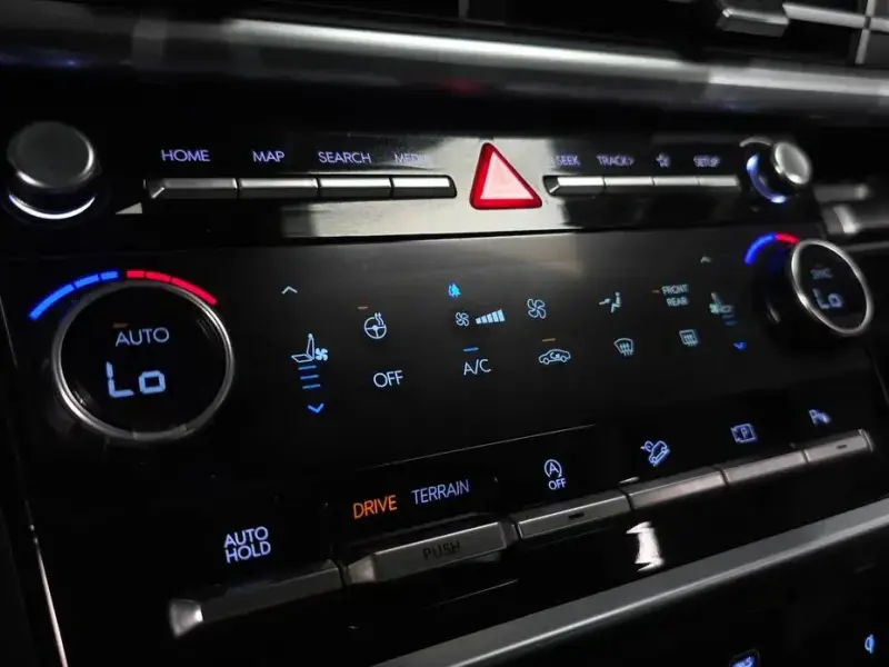 2024 Hyundai Santa Fe с пробегом 37 100 км