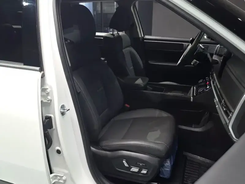 2024 Hyundai Santa Fe с пробегом 37 100 км