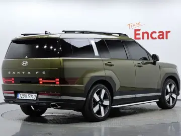 2024 Hyundai Santa Fe с пробегом 7 713 км