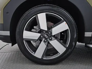 2024 Hyundai Santa Fe с пробегом 7 713 км