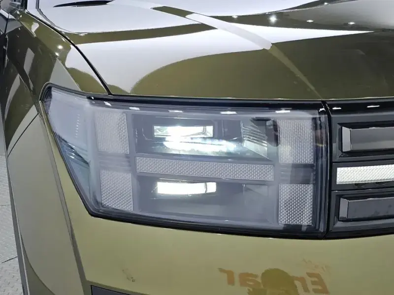 2024 Hyundai Santa Fe с пробегом 7 713 км