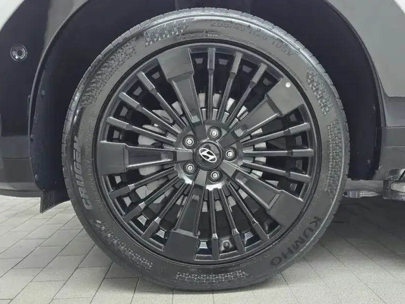 2024 Hyundai Santa Fe с пробегом 25 531 км