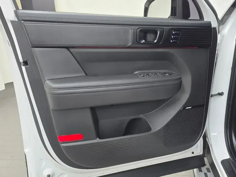 2024 Hyundai Santa Fe с пробегом 25 531 км