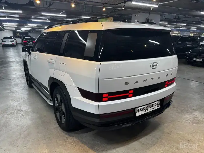 2024 Hyundai Santa Fe с пробегом 29 000 км