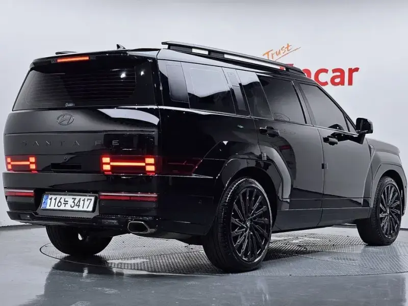 2024 Hyundai Santa Fe с пробегом 15 670 км