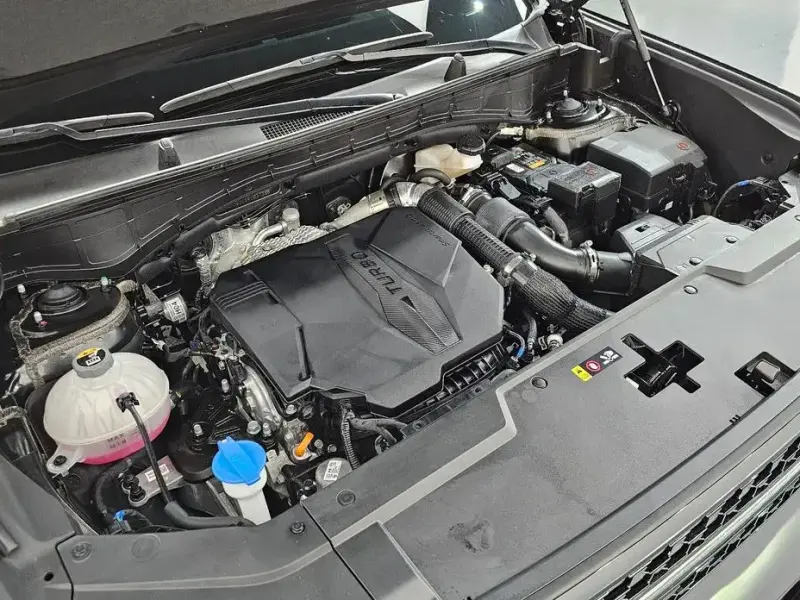 2024 Hyundai Santa Fe с пробегом 15 670 км