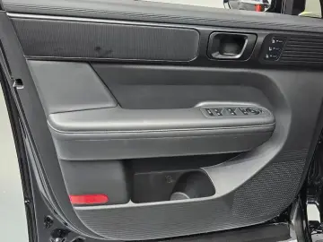 2024 Hyundai Santa Fe с пробегом 15 670 км