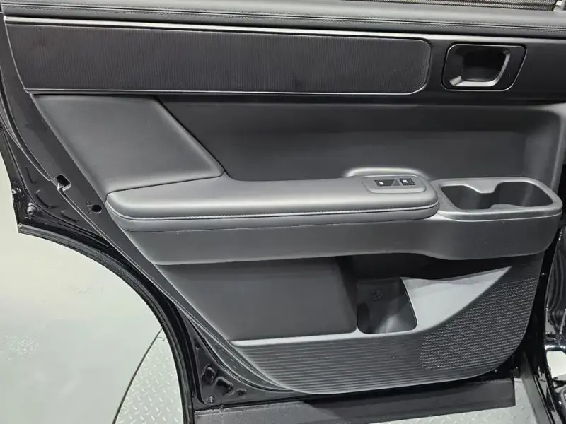 2024 Hyundai Santa Fe с пробегом 15 670 км