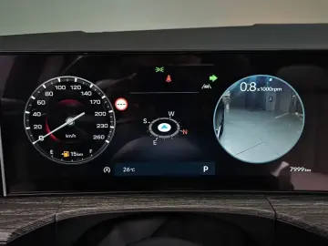 2025 Hyundai Santa Fe с пробегом 7 999 км