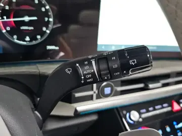 2025 Hyundai Santa Fe с пробегом 7 999 км