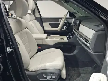2025 Hyundai Santa Fe с пробегом 7 999 км