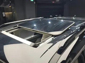 2025 Hyundai Santa Fe с пробегом 7 999 км