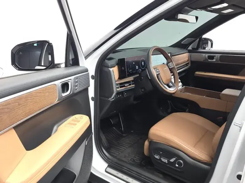 2024 Hyundai Santa Fe с пробегом 8 955 км