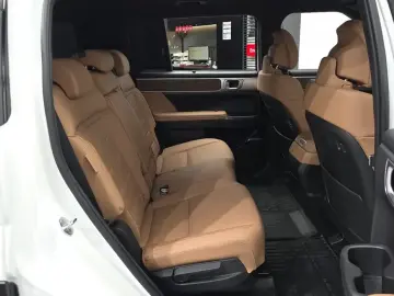 2024 Hyundai Santa Fe с пробегом 8 955 км