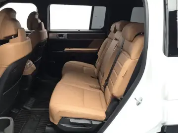 2024 Hyundai Santa Fe с пробегом 8 955 км