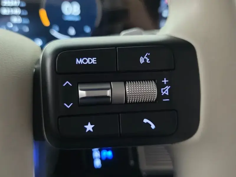 2024 Hyundai Santa Fe с пробегом 25 247 км