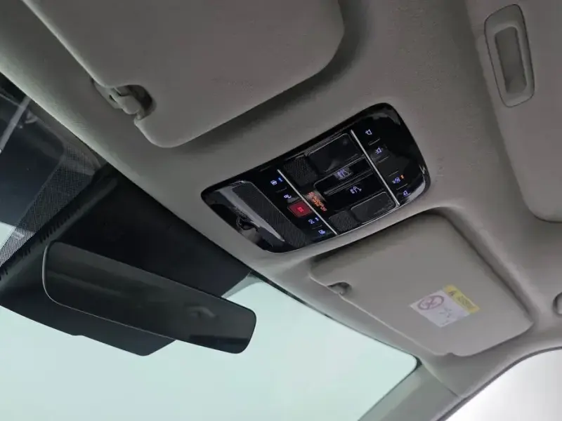 2024 Hyundai Santa Fe с пробегом 25 247 км
