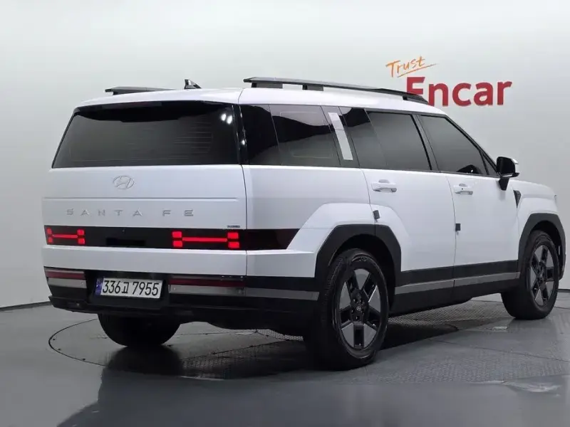 2023 Hyundai Santa Fe с пробегом 45 616 км