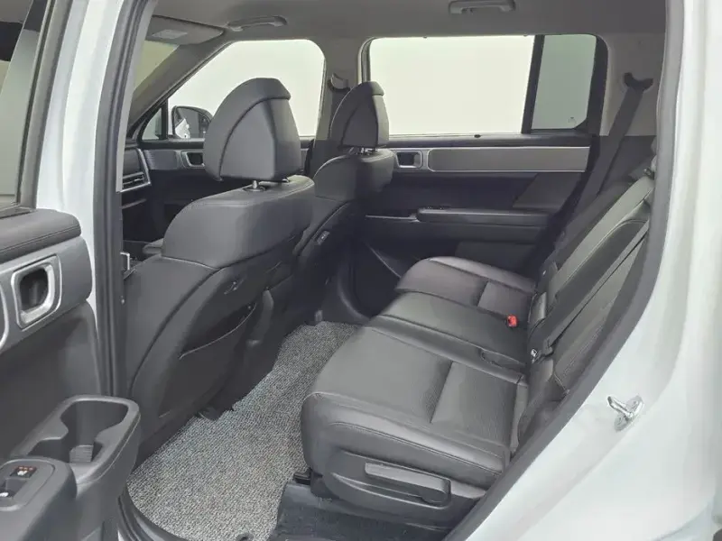 2023 Hyundai Santa Fe с пробегом 45 616 км