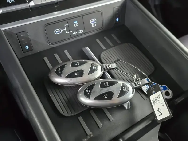 2023 Hyundai Santa Fe с пробегом 45 616 км