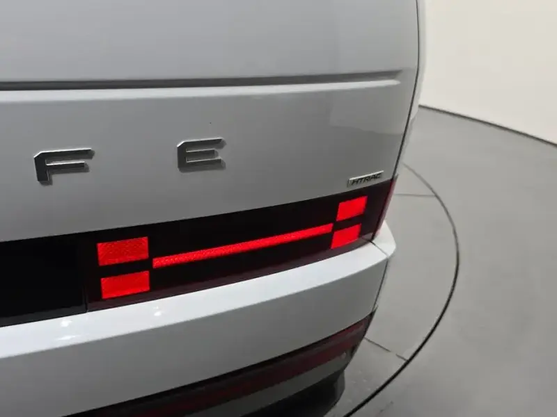 2023 Hyundai Santa Fe с пробегом 45 616 км