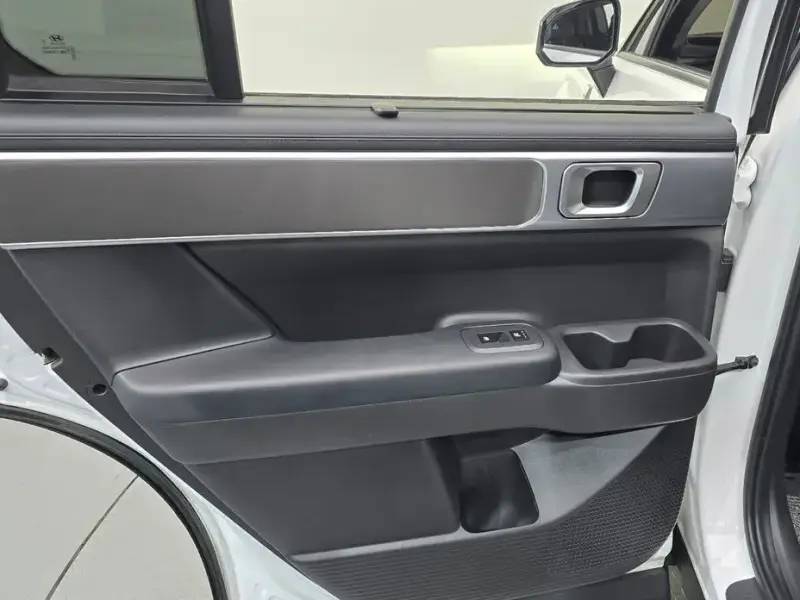 2023 Hyundai Santa Fe с пробегом 45 616 км