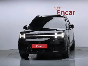2025 Hyundai Santa Fe с пробегом 7 185 км