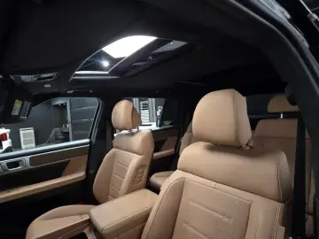 2025 Hyundai Santa Fe с пробегом 7 185 км