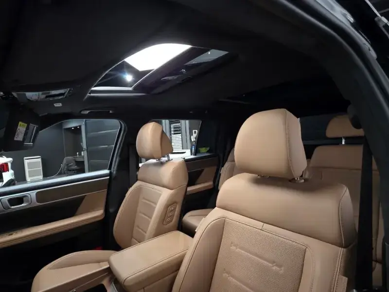 2025 Hyundai Santa Fe с пробегом 7 185 км