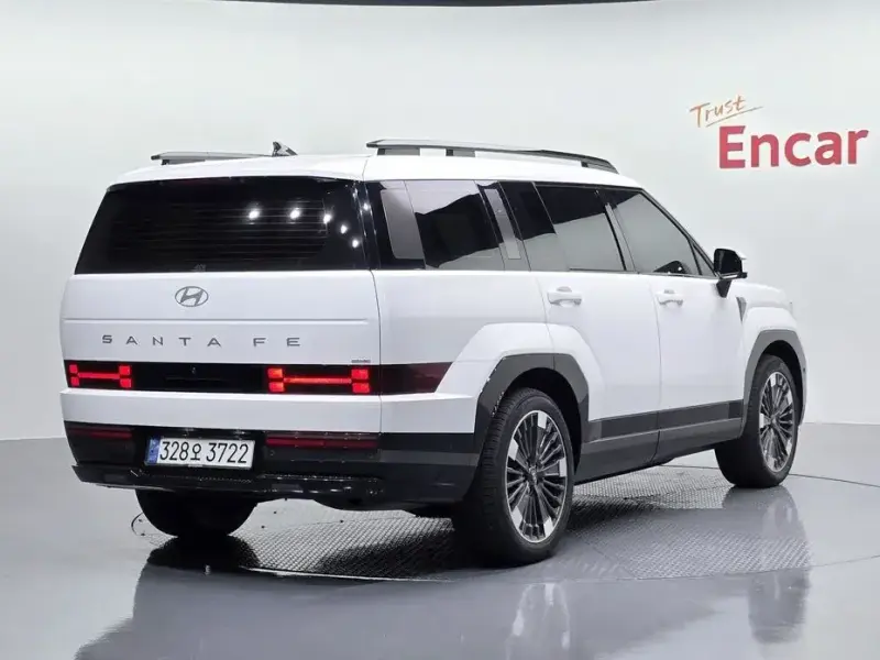 2024 Hyundai Santa Fe с пробегом 46 094 км