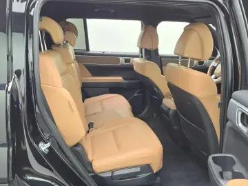 2024 Hyundai Santa Fe с пробегом 72 906 км