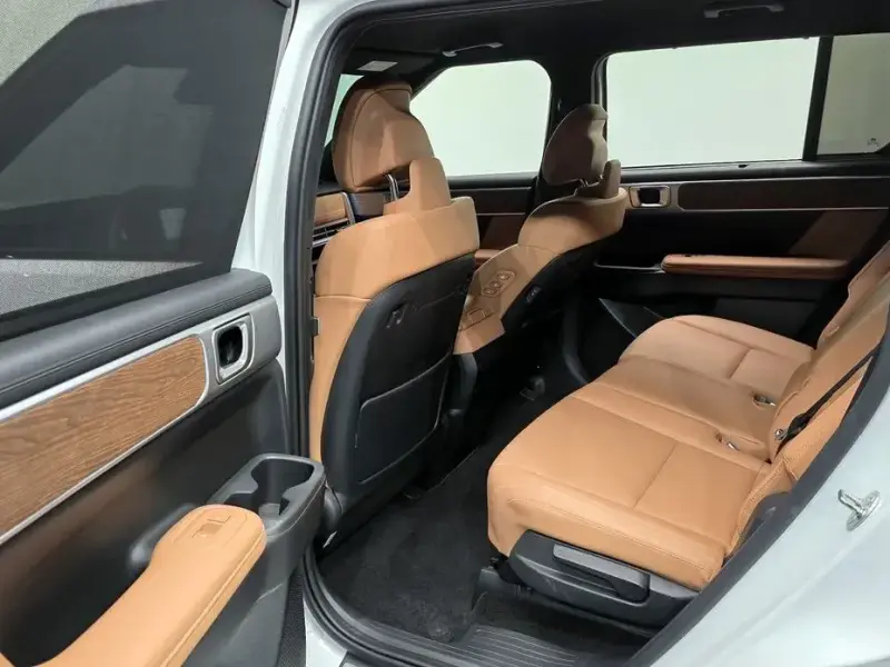 2024 Hyundai Santa Fe с пробегом 46 094 км