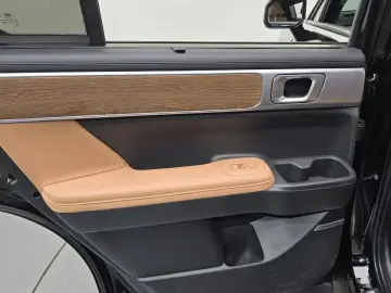 2024 Hyundai Santa Fe с пробегом 72 906 км