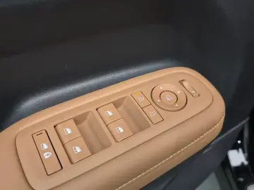 2024 Hyundai Santa Fe с пробегом 72 906 км