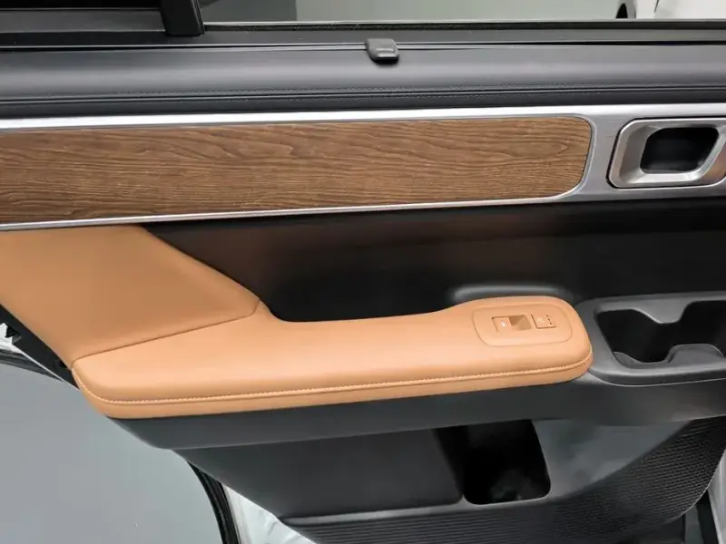 2024 Hyundai Santa Fe с пробегом 46 094 км