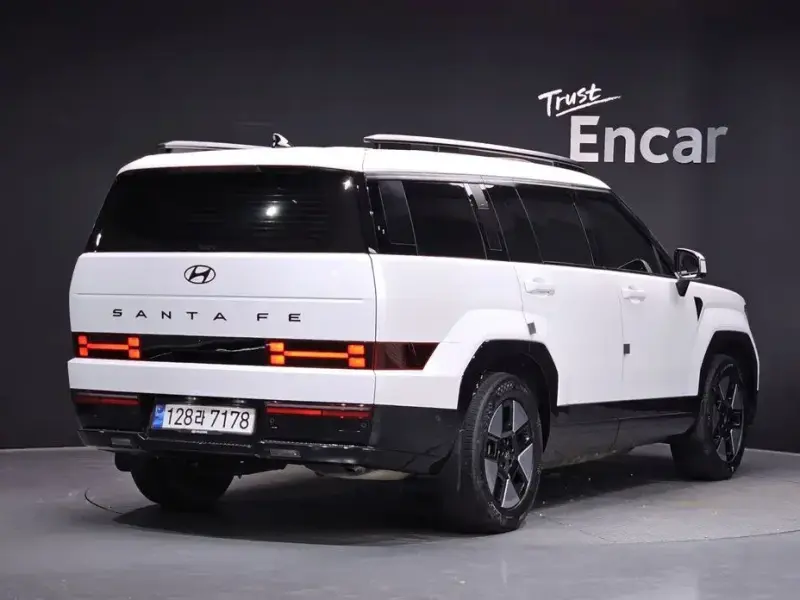 2024 Hyundai Santa Fe с пробегом 40 677 км