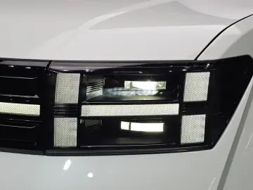 2025 Hyundai Santa Fe с пробегом 14 832 км