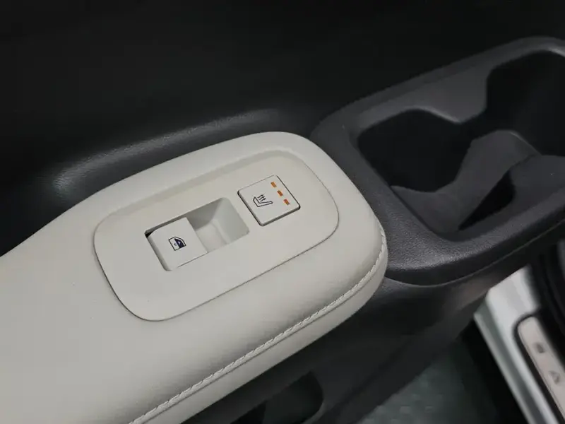 2025 Hyundai Santa Fe с пробегом 14 832 км