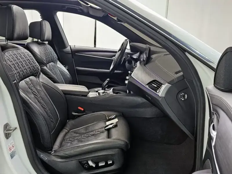 2021 BMW 6 серии с пробегом 35 463 км