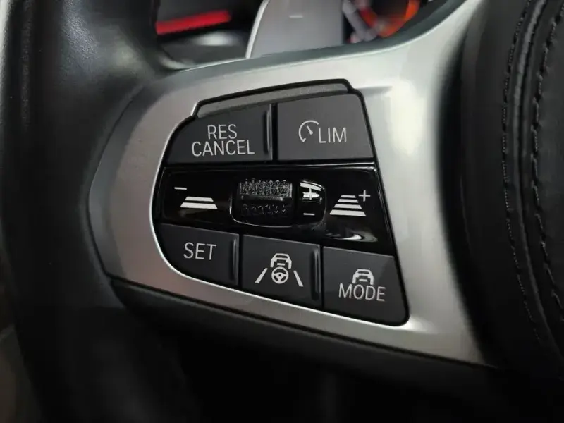 2023 BMW 6 серии с пробегом 25 579 км
