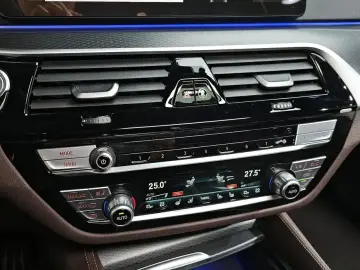 2023 BMW 6 серии с пробегом 48 972 км